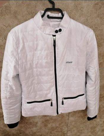 Куртка белая 44-46 размера