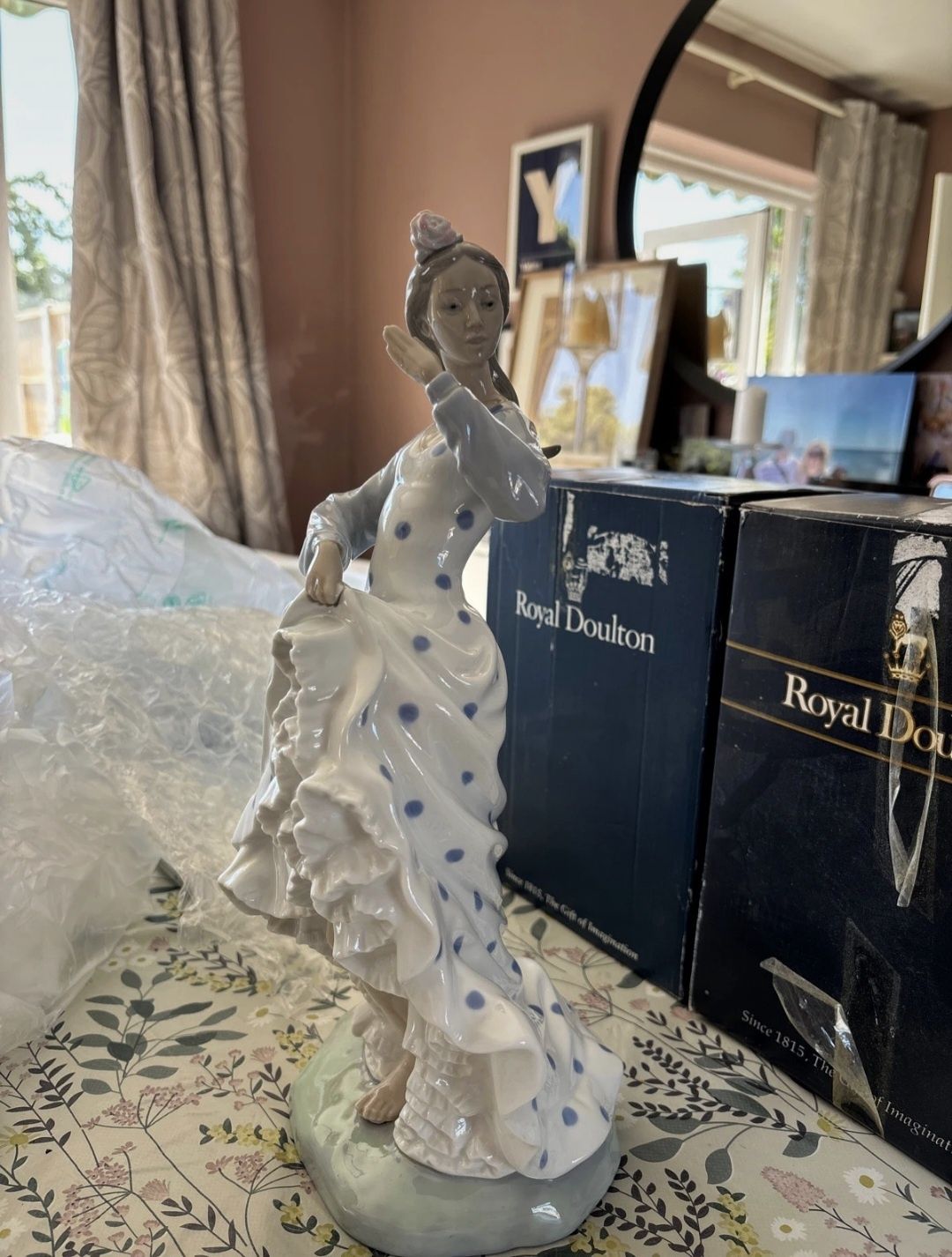 NAO Tancerka flamenco
