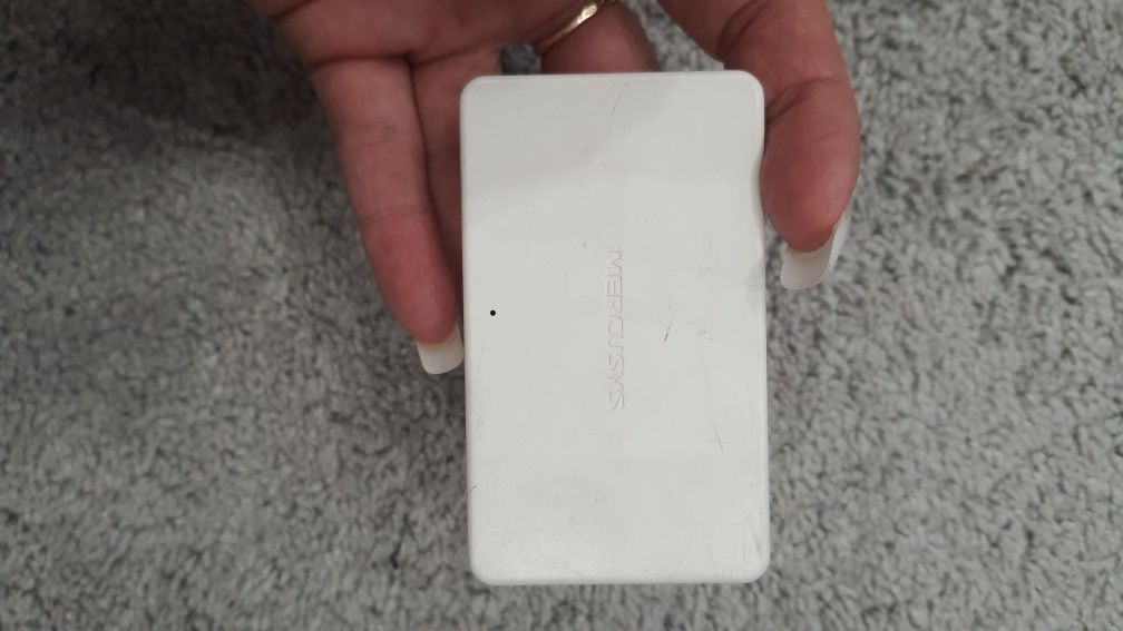 Grandstream HT802,mercusys,tp link