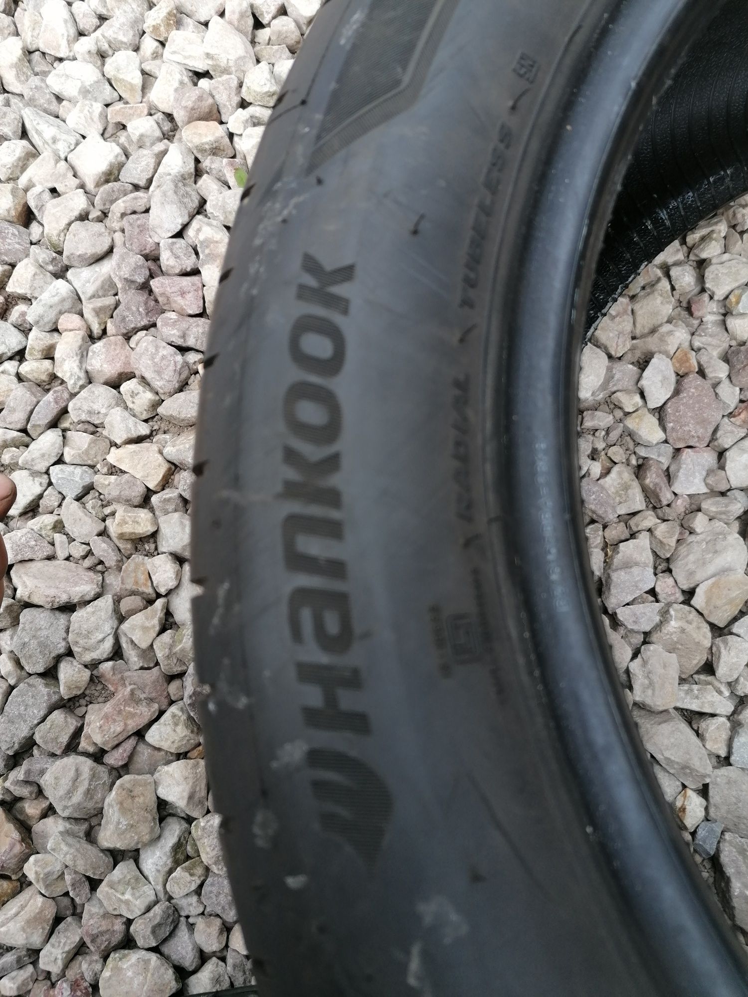 245/45/18 Hankook 2024 rok