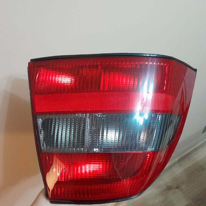 Lampa opel vectra 96-98 nowa