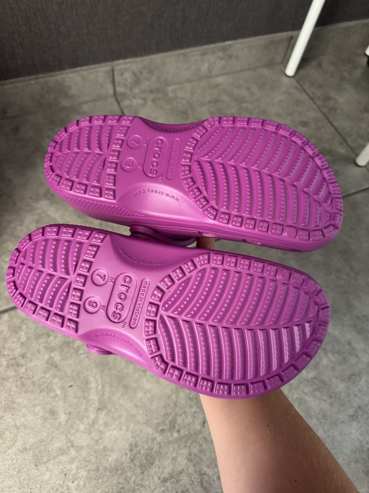 Crocs M7 W9 39-40