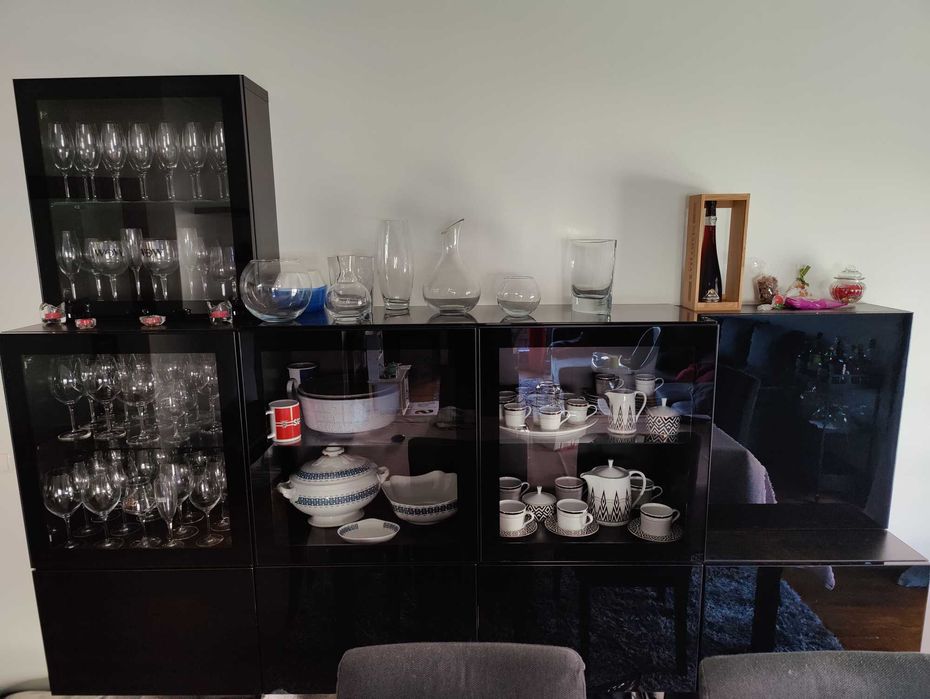 Aparador Sala IKEA-Besta