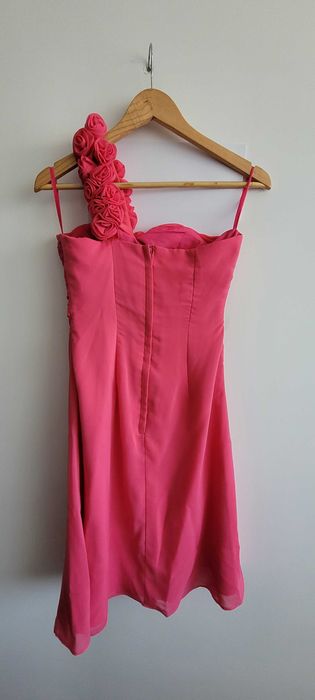 Vendo vestido de cerimónia novo