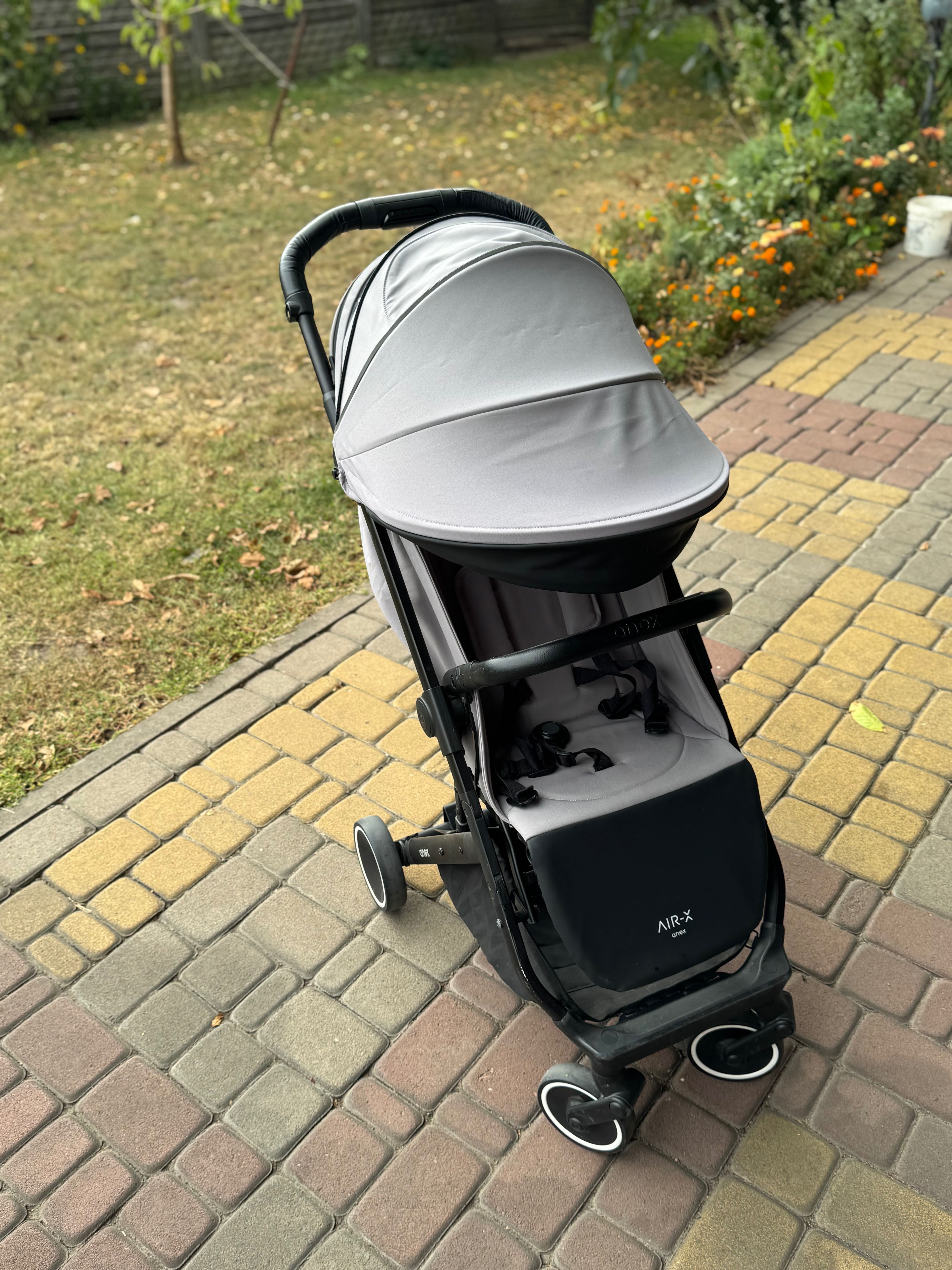 Прогулянкова коляска Anex Air X