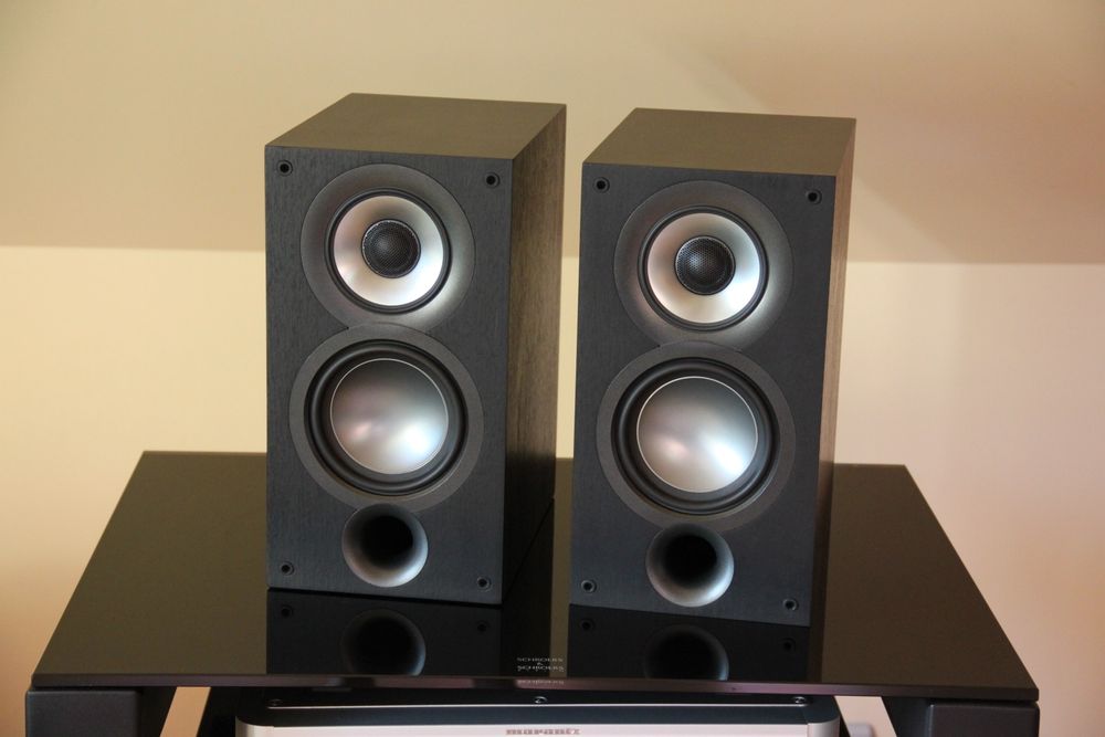 Elac Uni-Fi 2.0 UB52 - 3-drożne kolumny podstawkowe