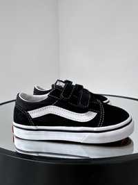 Актуальные кеды на липучках  Vans Old School