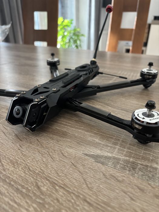 FPV drone 7 cali - cinematic , longrange.