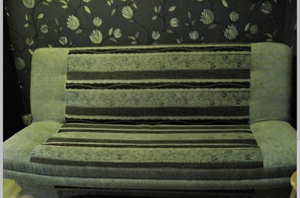 Kanapa, Stan jak nowa, material czysty!