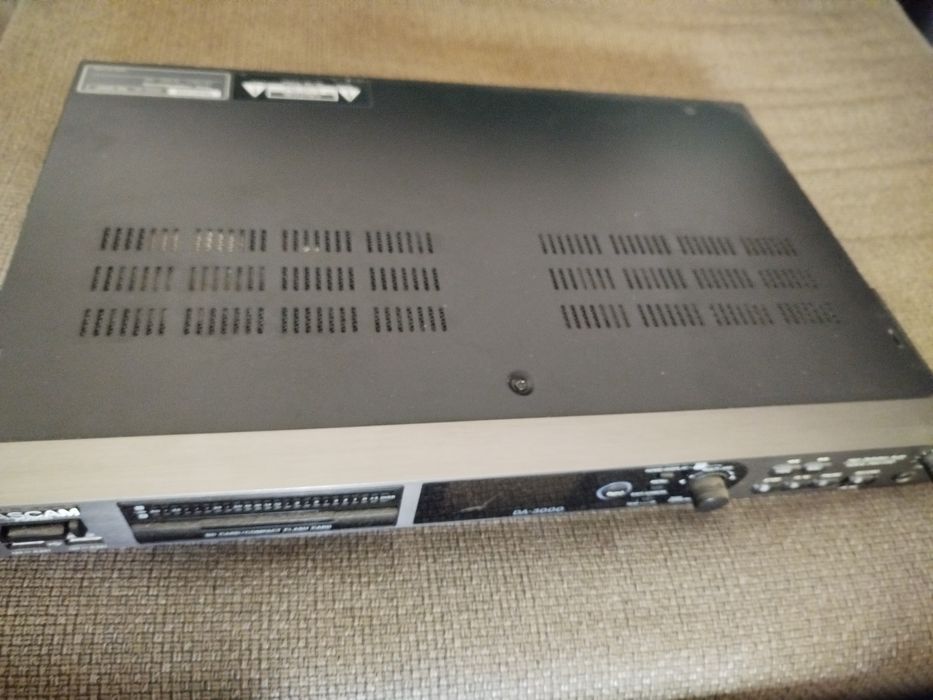 Tascam da-3000 master recorder
