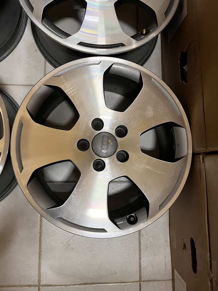 Jantes 17” 5x112 Originais Audi a3 8P Sline