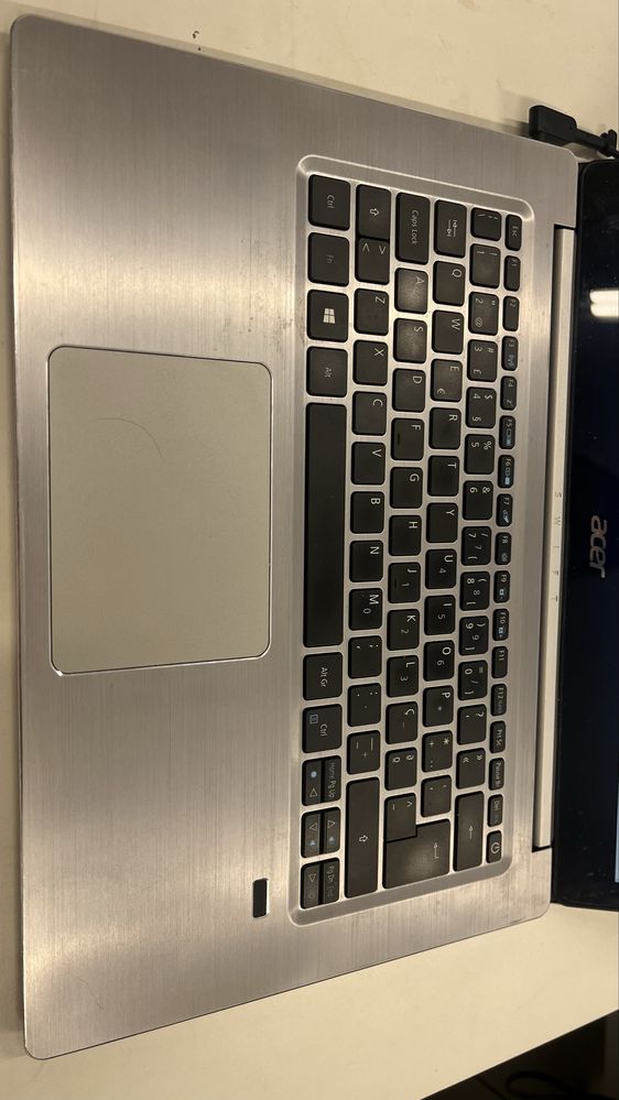 Computador ACER SWIFT