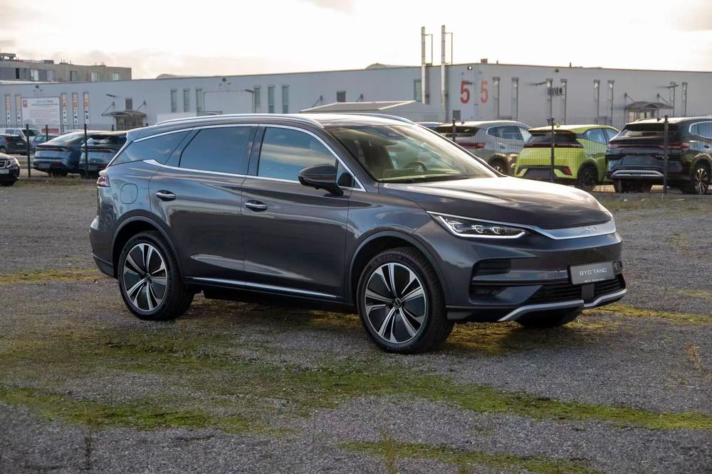 BYD Tang Specjalny rabat! Dostępny od ręki!
