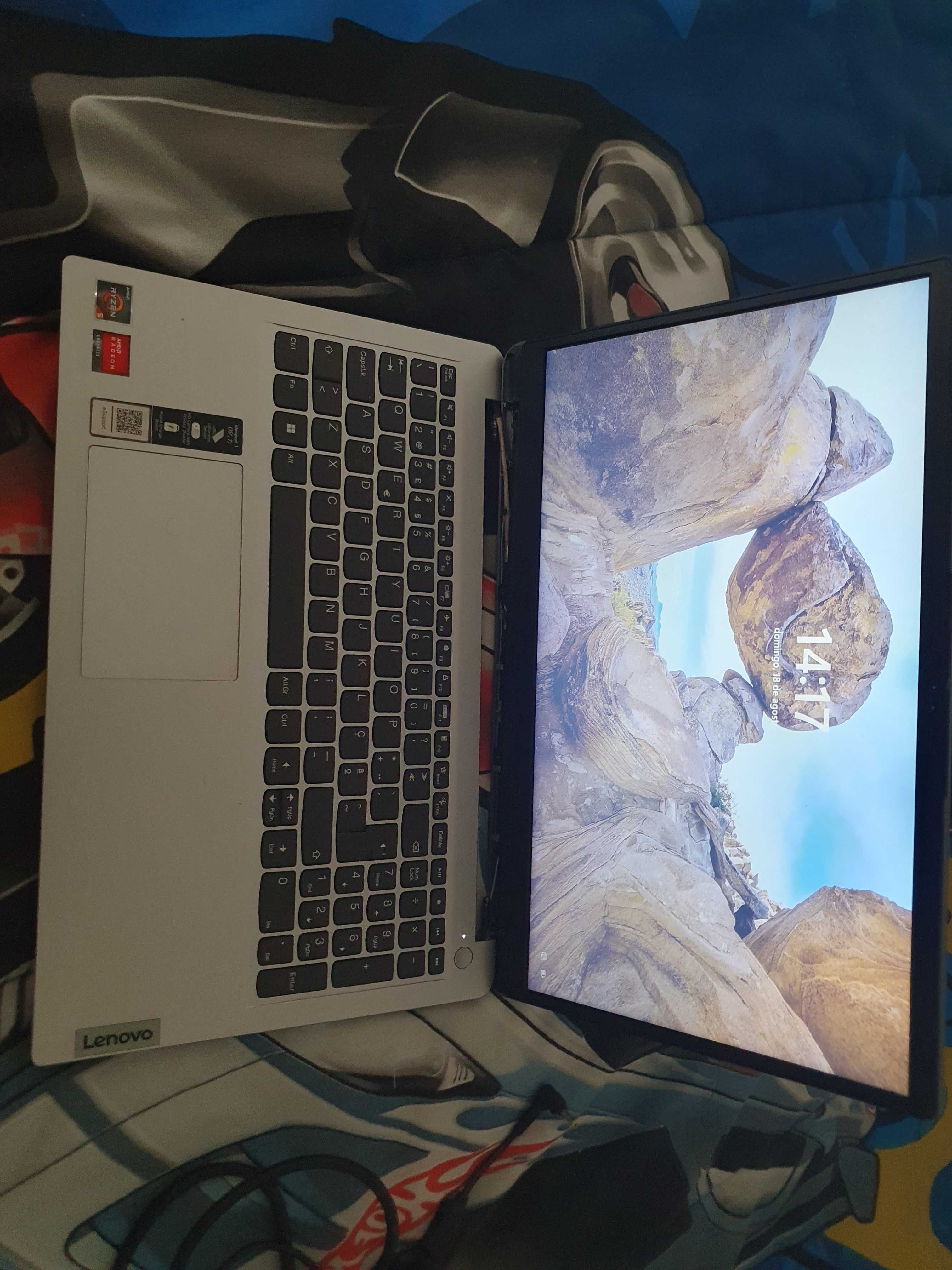 Portátil Lenovo idealpad