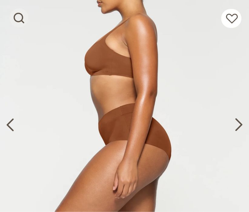 SKIMS комплект