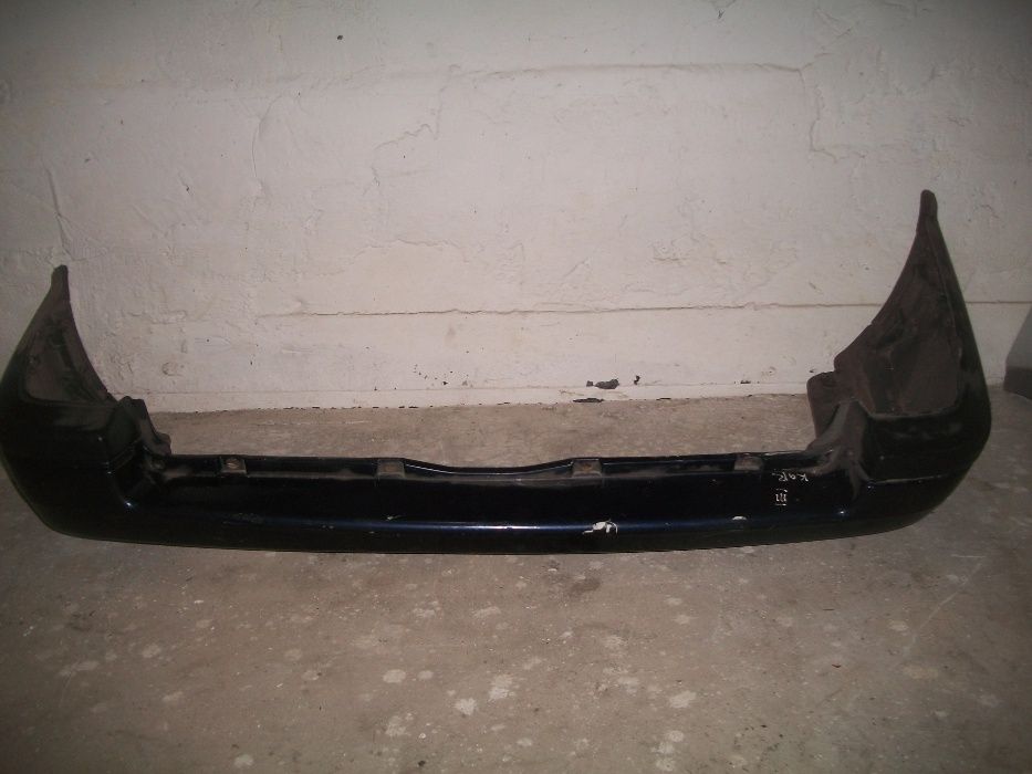Бампер зад VW Jetta 2 Golf 2 Golf3 Combi Nissan Sunny Micra Audi 90