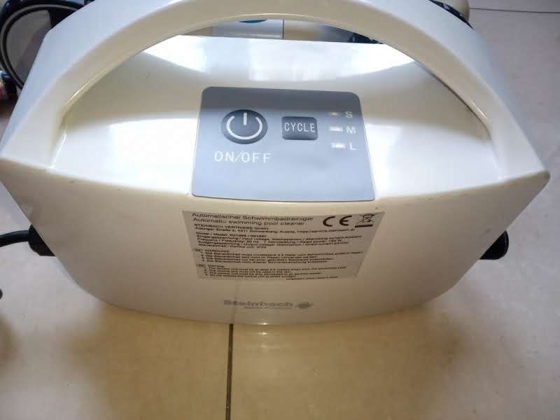 Robot basenowy Steinbach