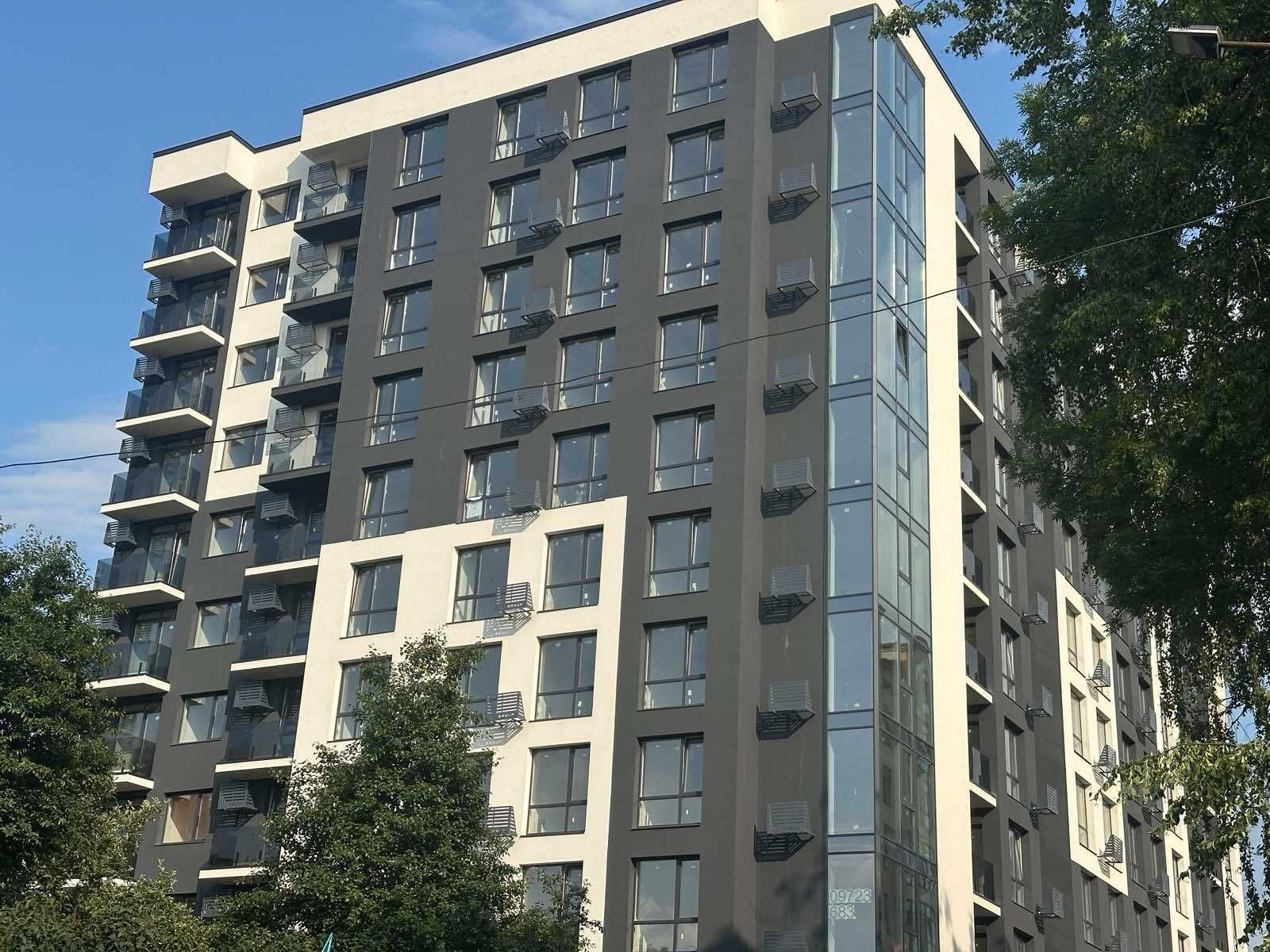Продаю простору квартиру в ЖК Light Home
