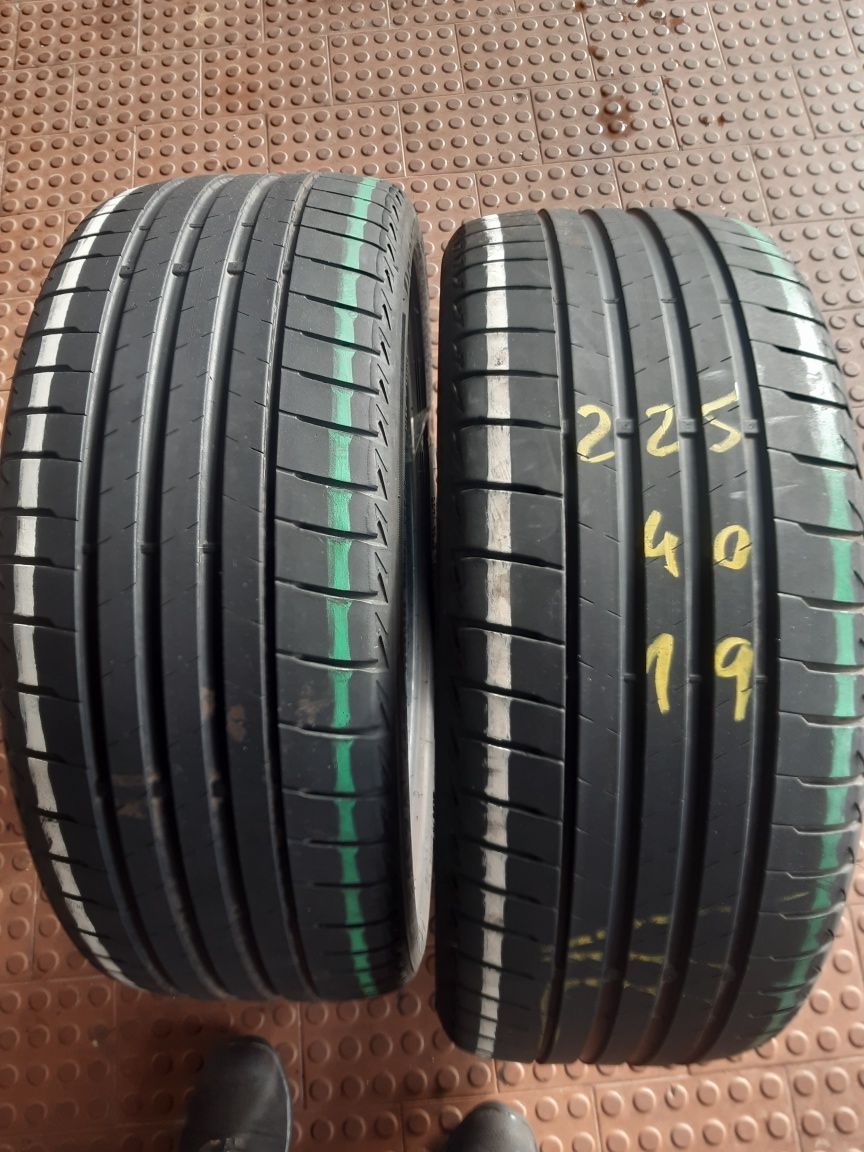 225/40r19 Bridgestone