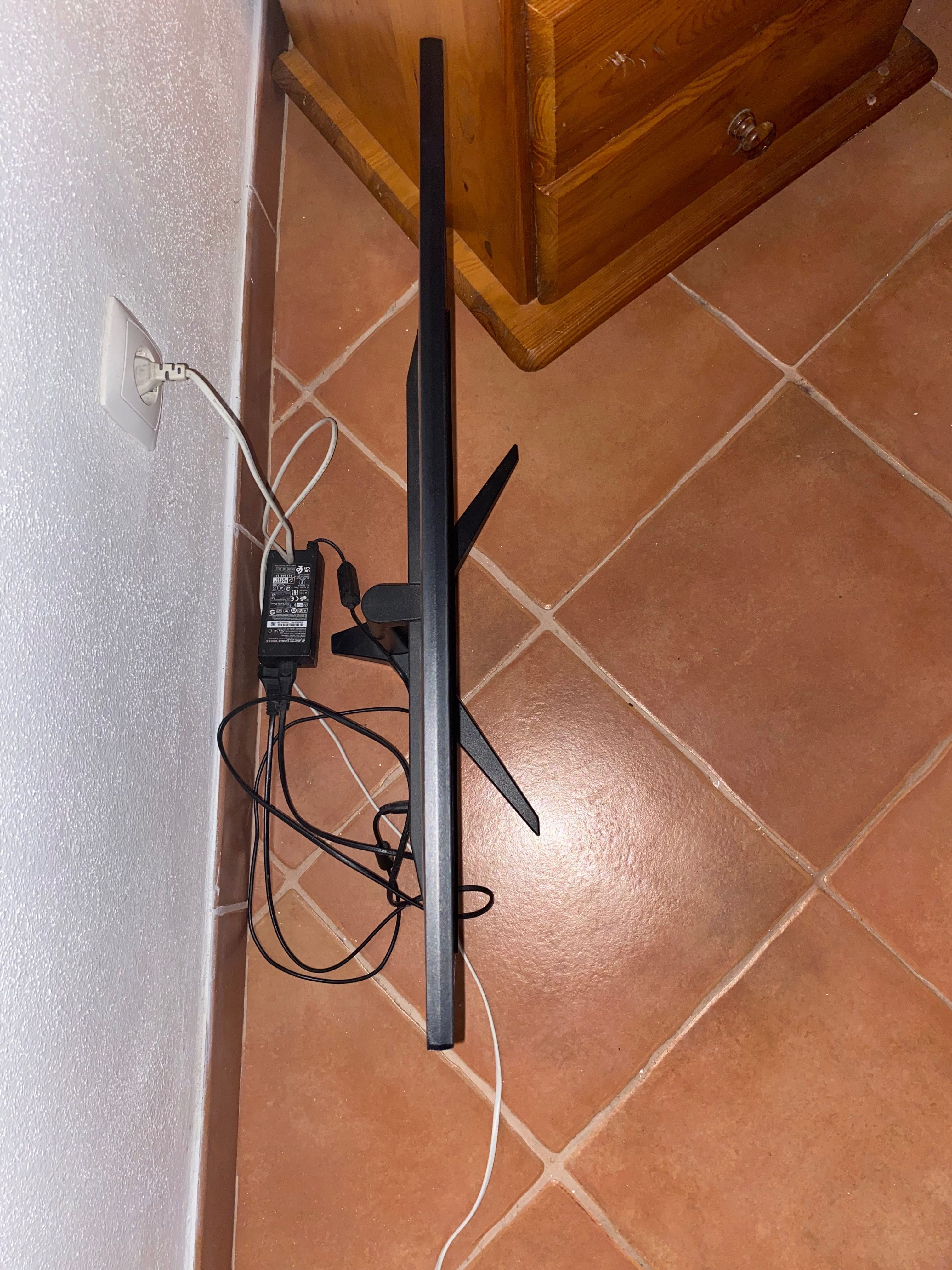 Monitor e teclado