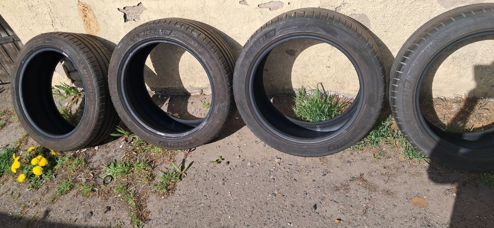 Opony michelin 235/45-/18-19rok