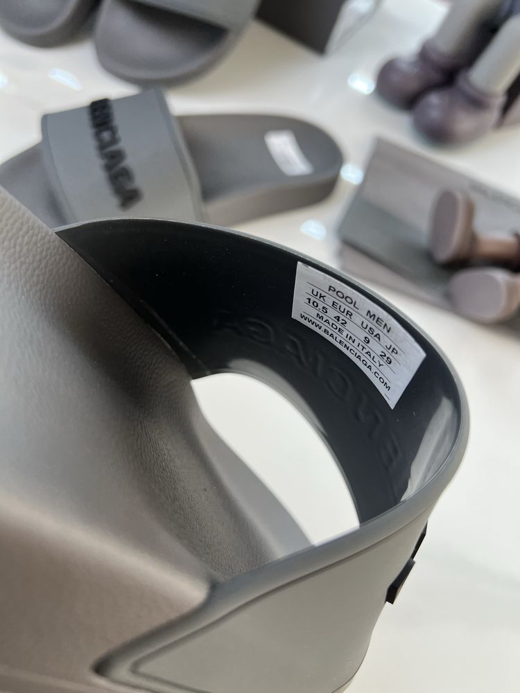 Тапочки Сланці BALENCIAGA Grey Logo