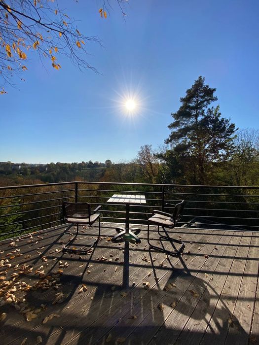 Оренда 2 поверхового видового будинку біля Львова