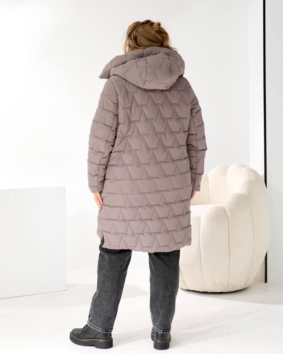 Теплая женская куртка зимняя с капюшоном удлиненная /тепла куртка зимо