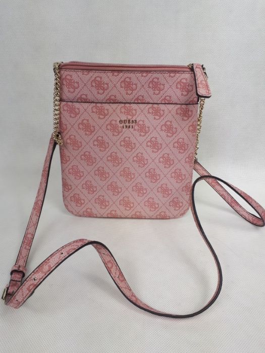 SP Nowa listonoszka GUESS różowa monogram torebka oryginalna