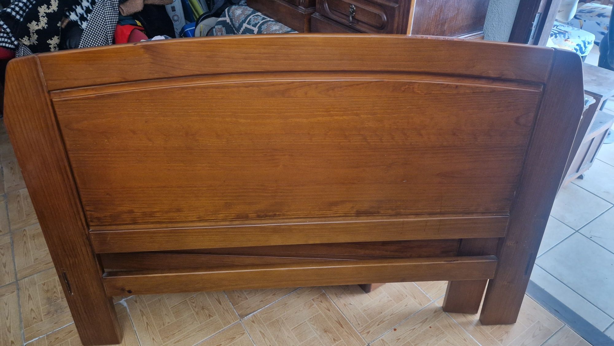 Cama + estrado + colchão
