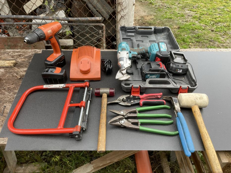 Ножниці шурупоерт інструмент для даху