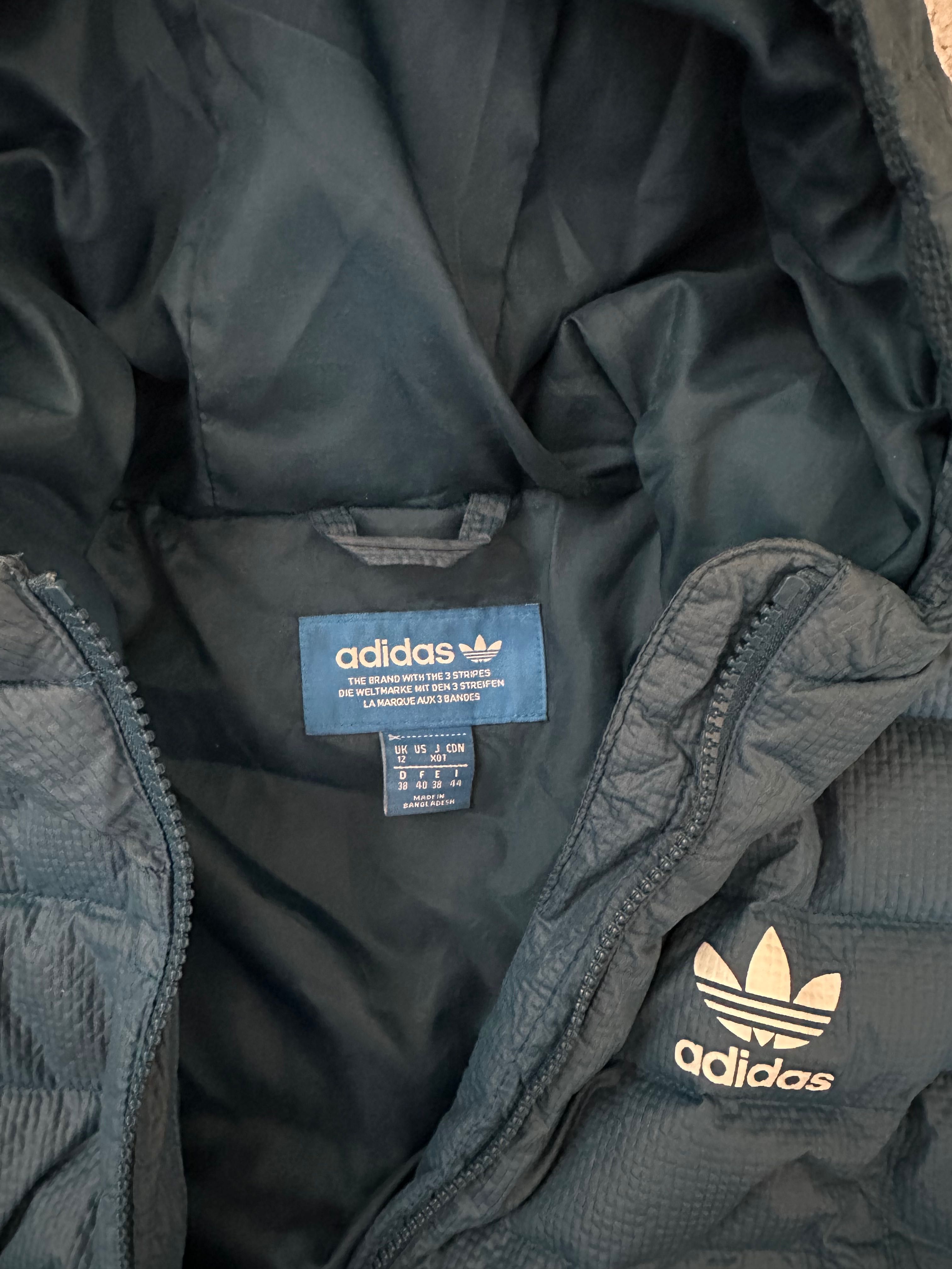 Adidas zimowa kurtka damska używana S