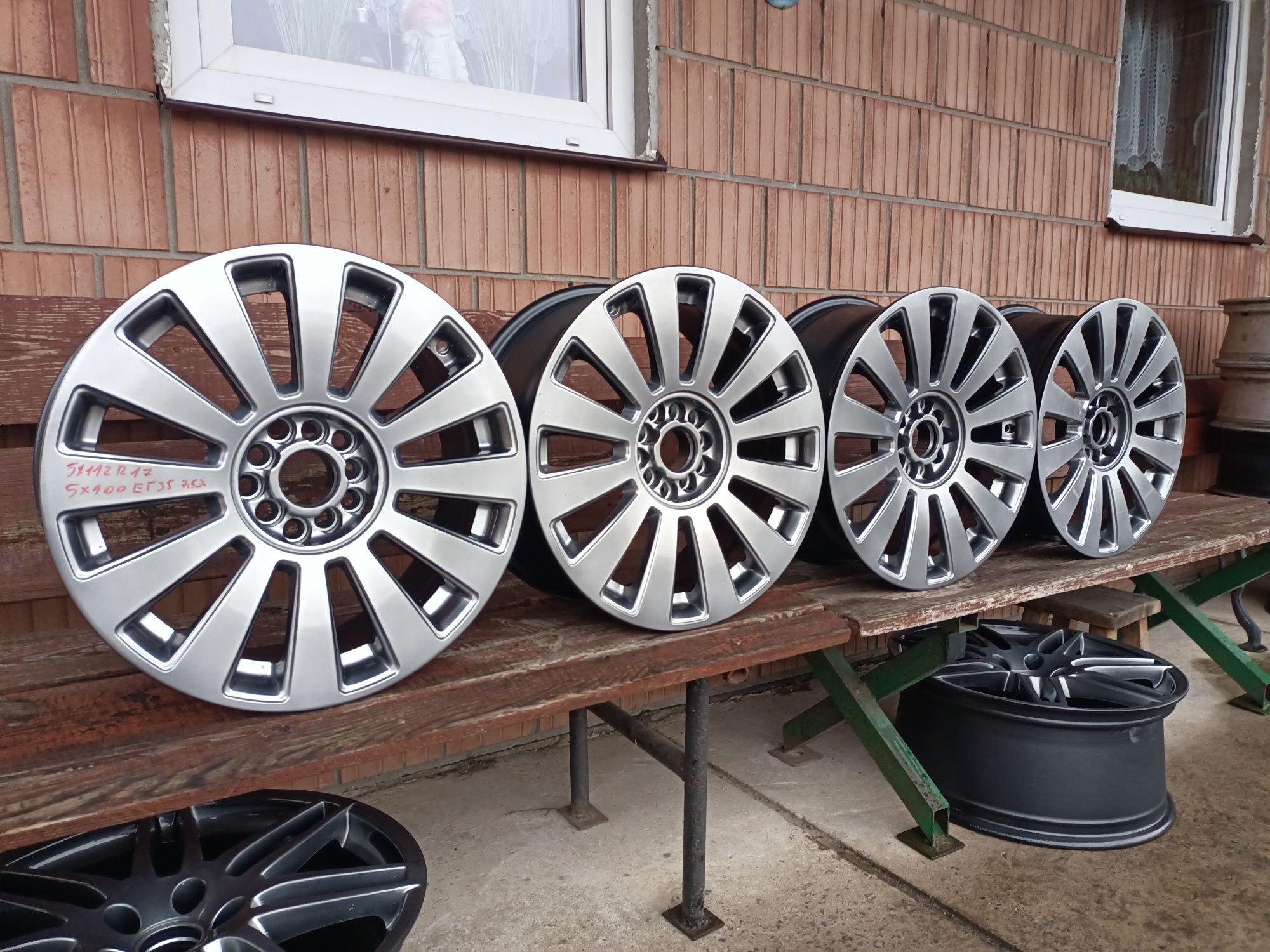 Felgi 5x112 i 5x100R17 Audi