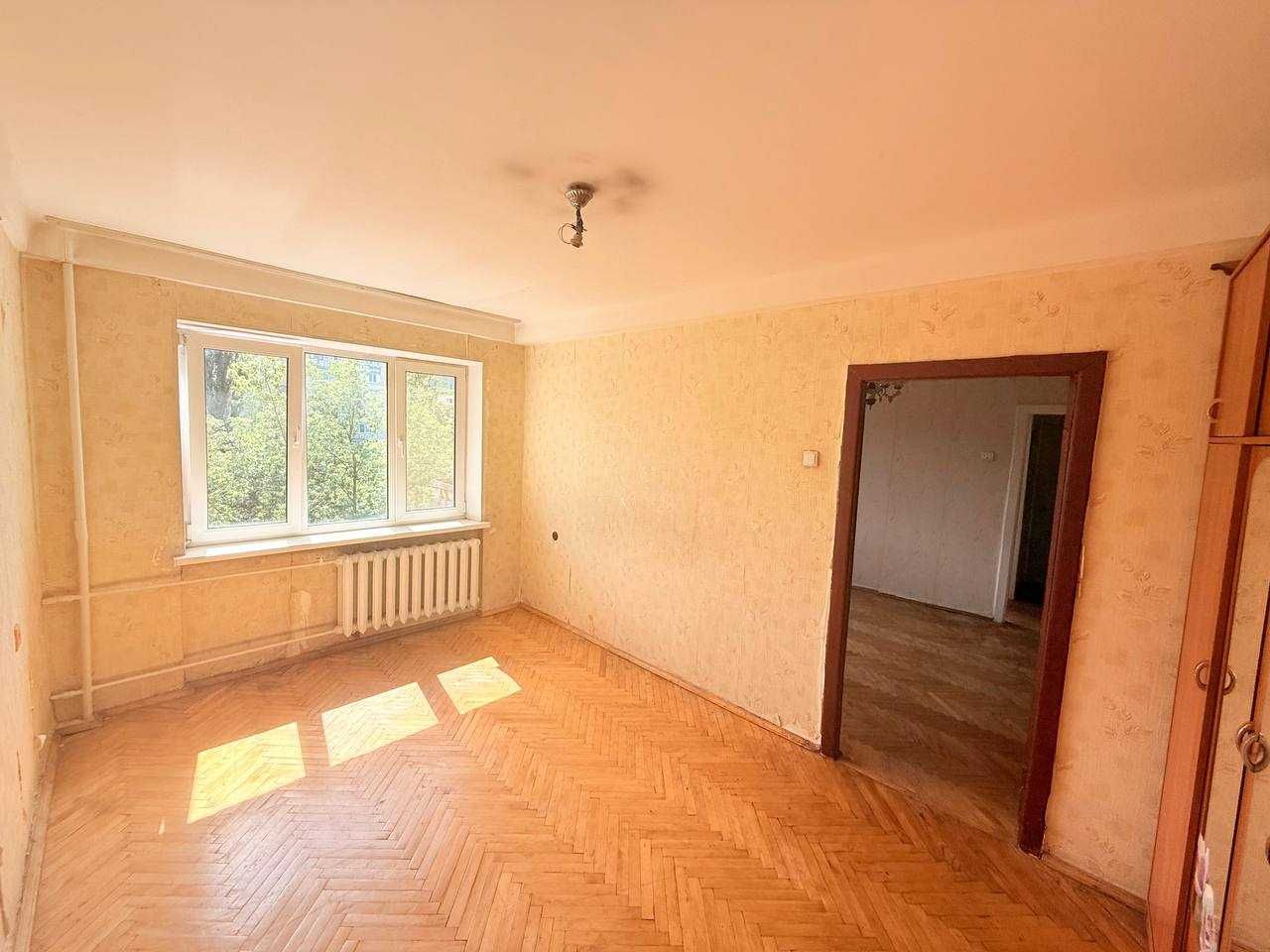 Продаж 2к квартири Кирилівська 115/2 / Кирилловская 115/2