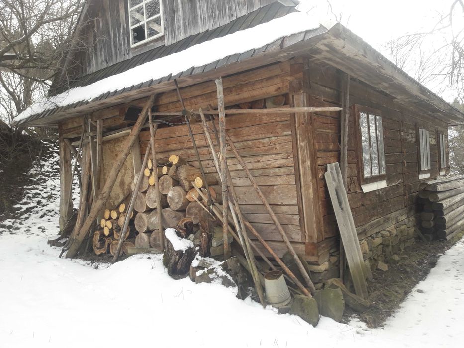 Продам будинок в мальовничому куточкуКарпат с.Лісковець Міжгірського р