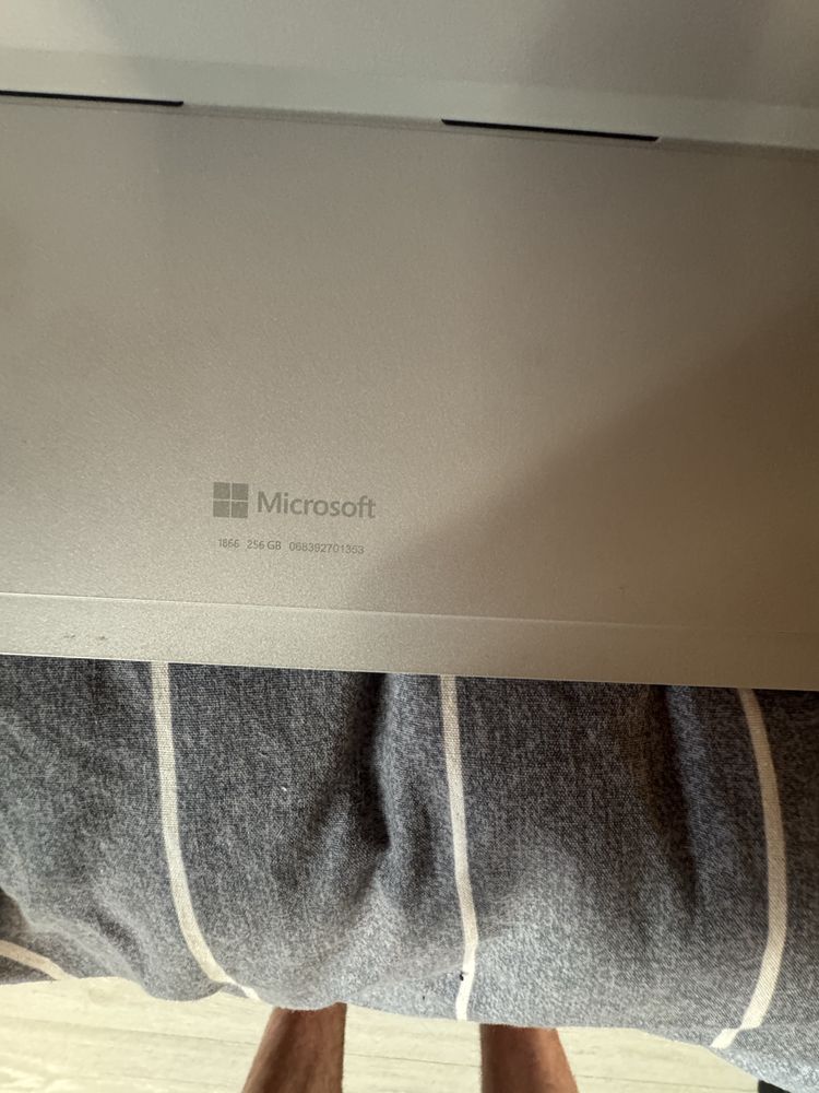 Microsoft Surface Pro 7 i7/16/256 SSD 12.3" IPS Win 11