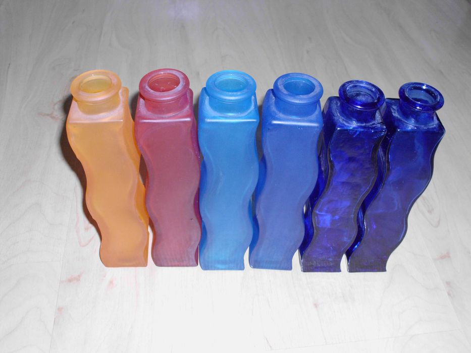 Wazon IKEA falisty szklany matowy - MORGONPIGG falowany