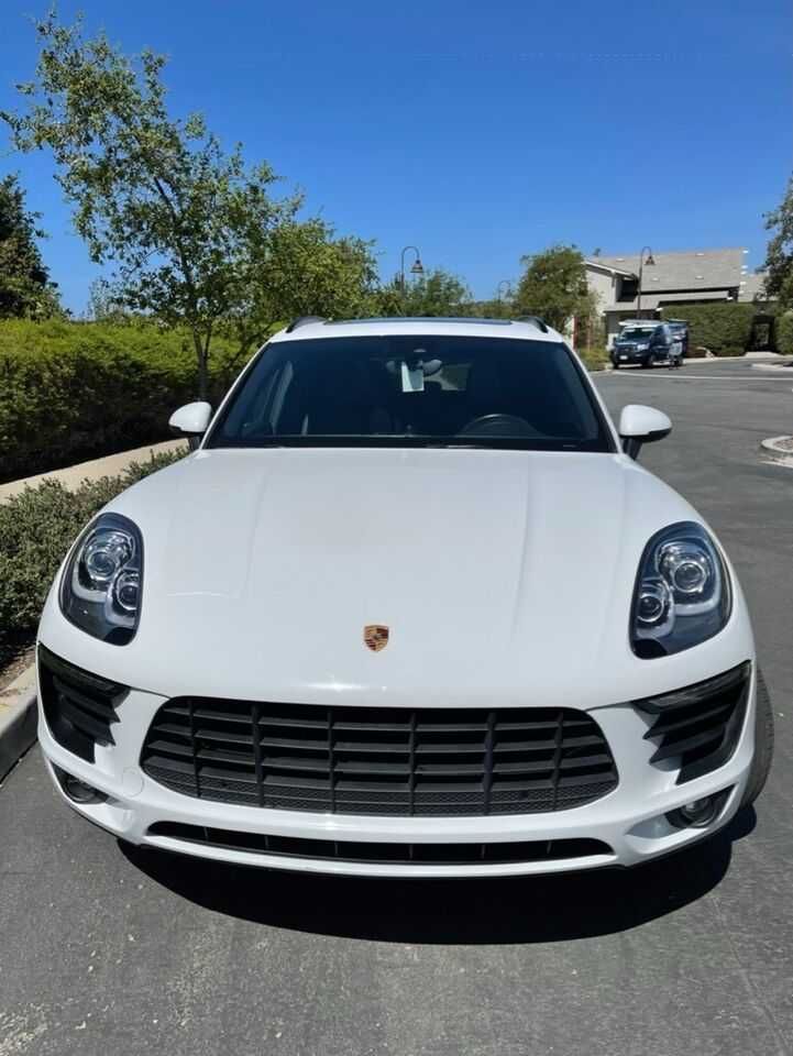 2018 Porsche Macan S