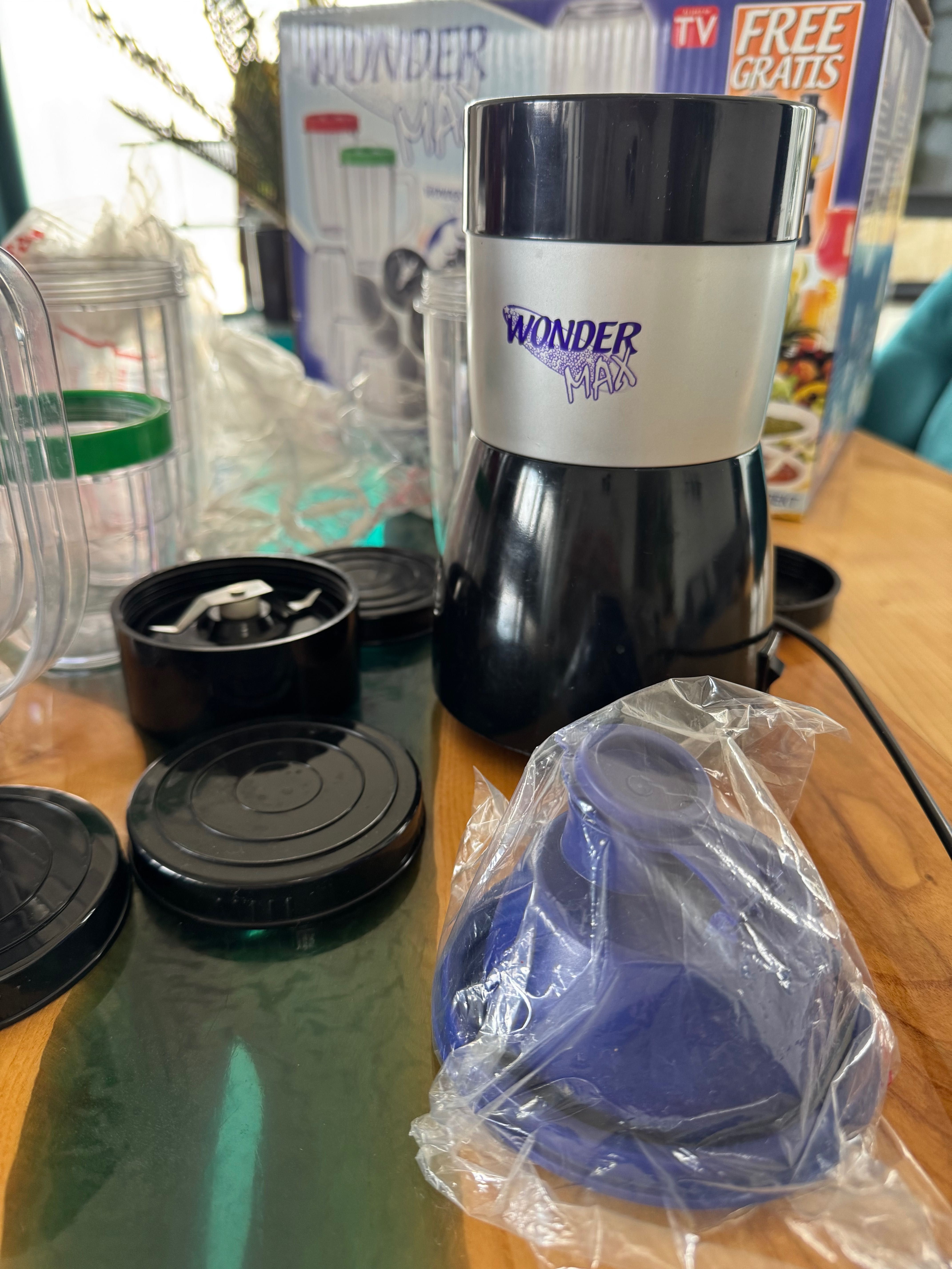 Wonder Max blender kielichowy, rozdrabniacz, sokowirówka
