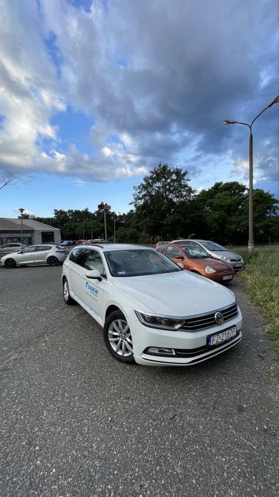 Volkswagen Passat b8 2.0 TDI DSG VAT Automat bezwypadkowy,obserwuje 16
