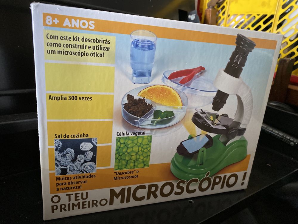 O teu primeiro microscópio - Criança