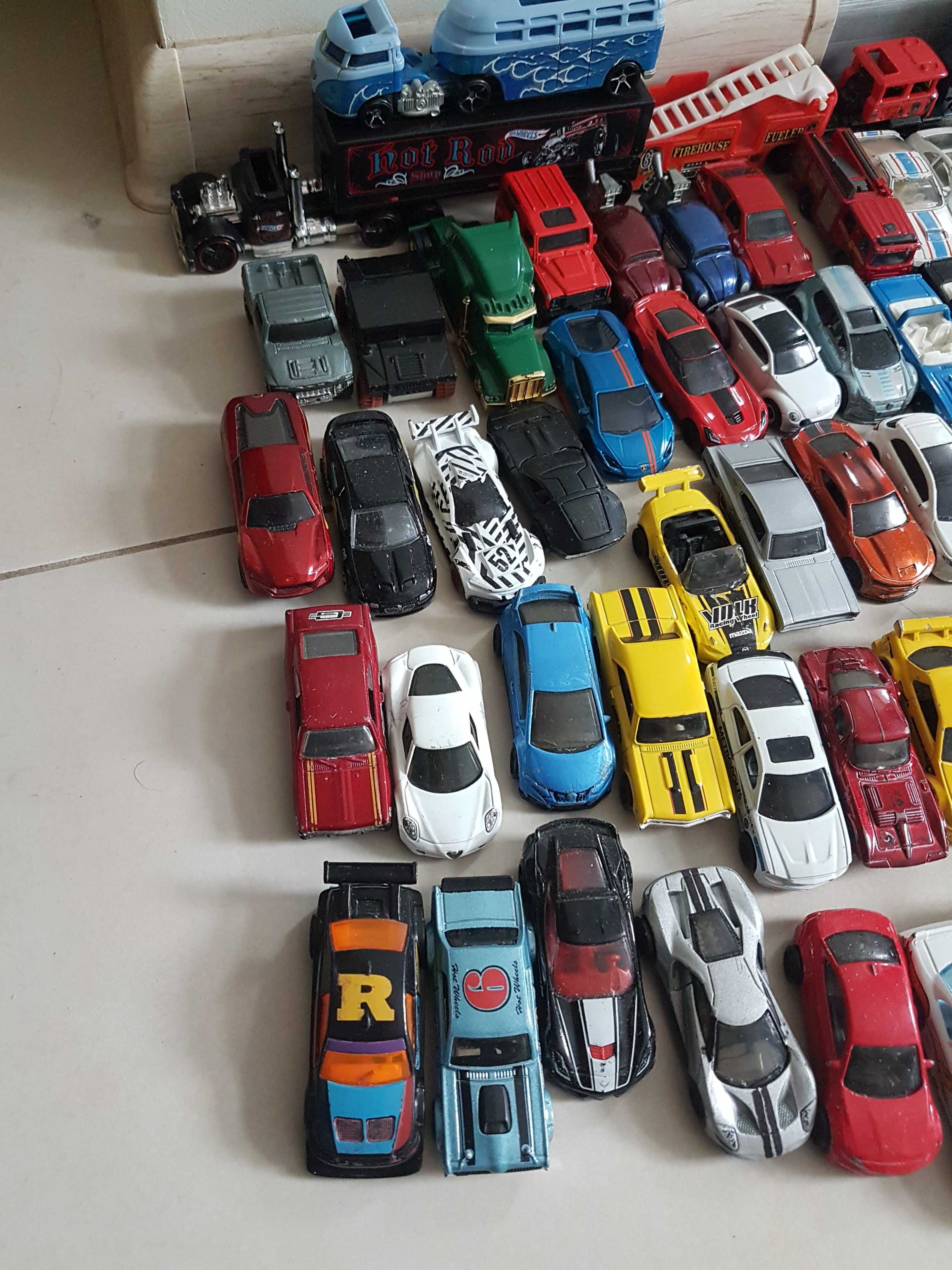 Hot wheels resoraki samochodziki autka