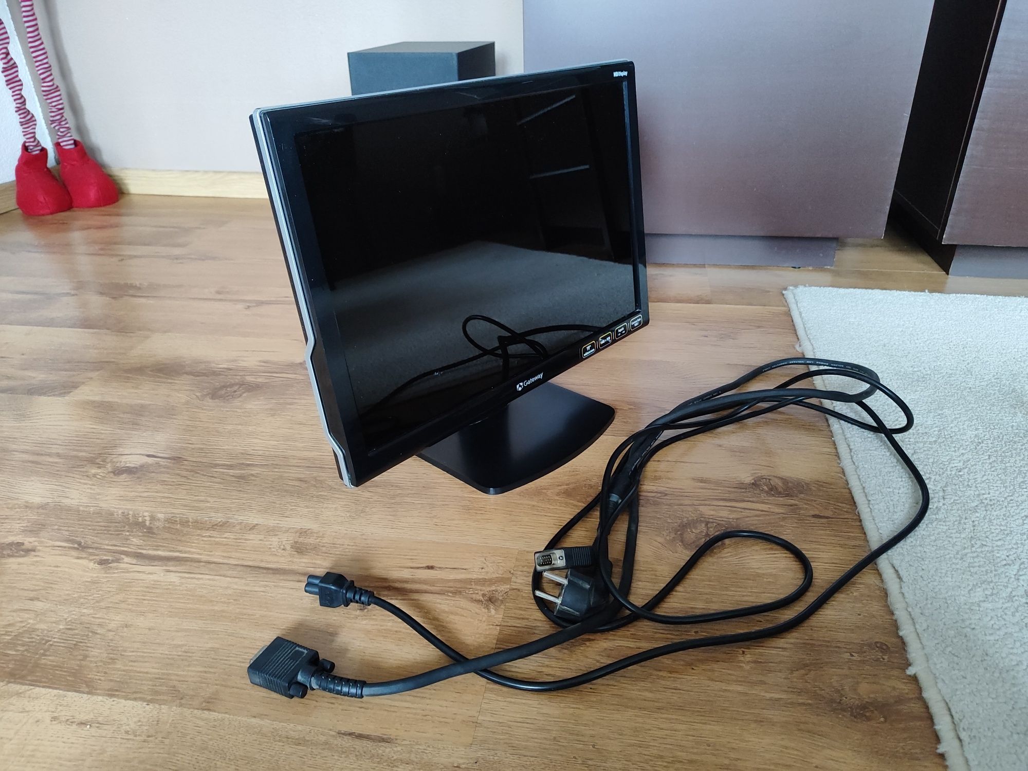 Monitor Gateway 19