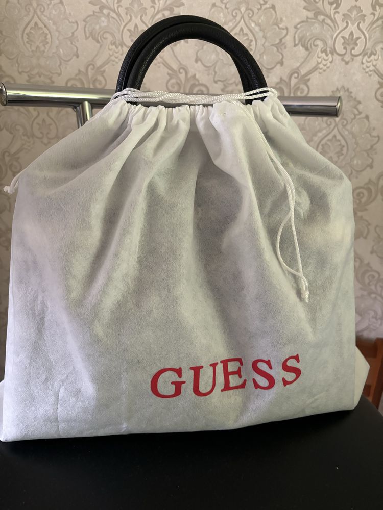 Сумка guess