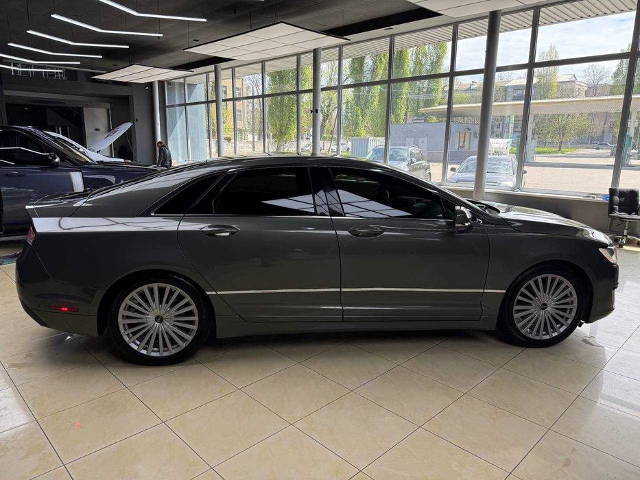 Lincoln MKZ 2016