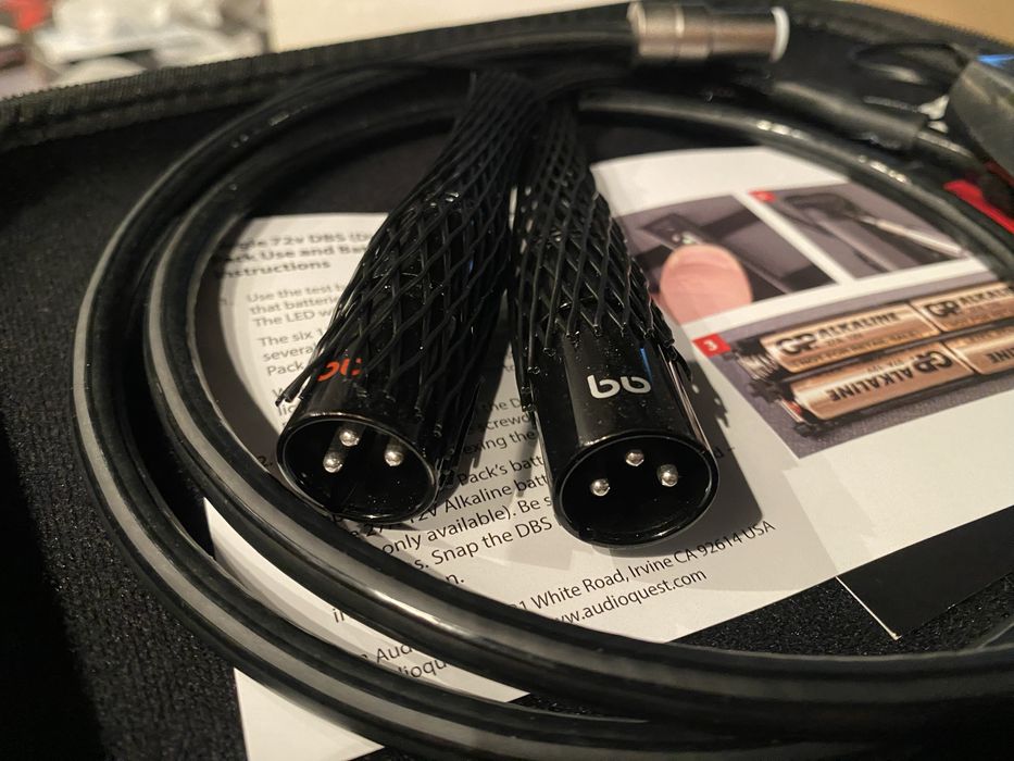 Audioquest Tonearm 1.2M WEL SIG  STRAIGHT 5P JIS-XLR Lim. Edition