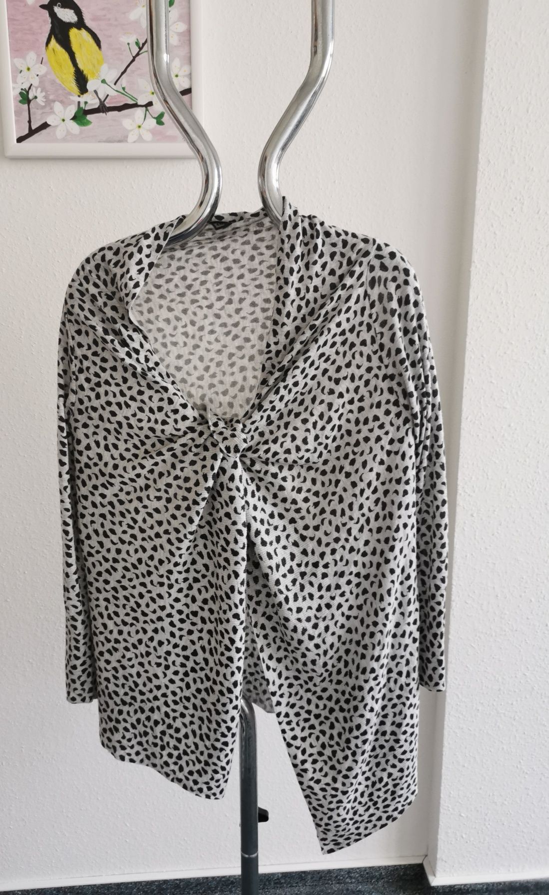 Sweterek H&M szary w czarną panterkę, animal print, roz uniwersalny