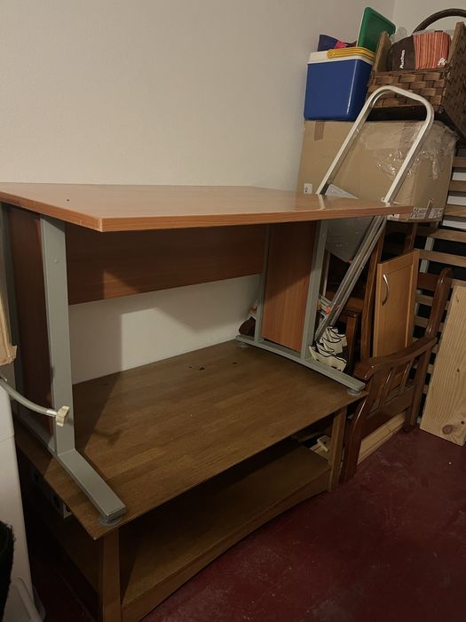 Secretaria + mesa de centro