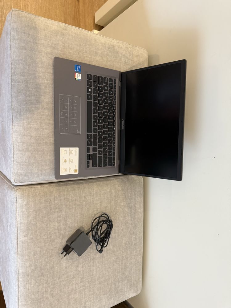 ASUS X415 como novo!!