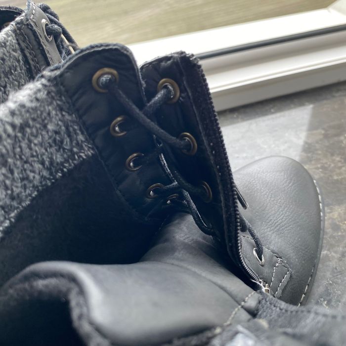 Класні жіночі демісесонні черевики, 38 розмір